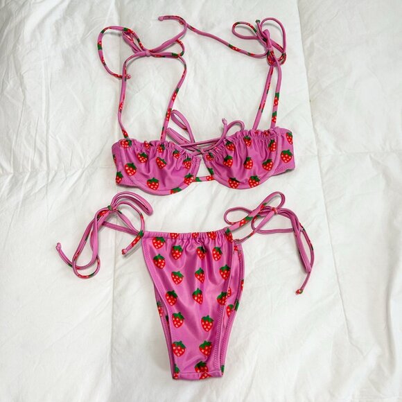 Strawberry Milk Mob Fragola Bikini Set Pink Strawberry Print EUC XS - Picture 2 of 7